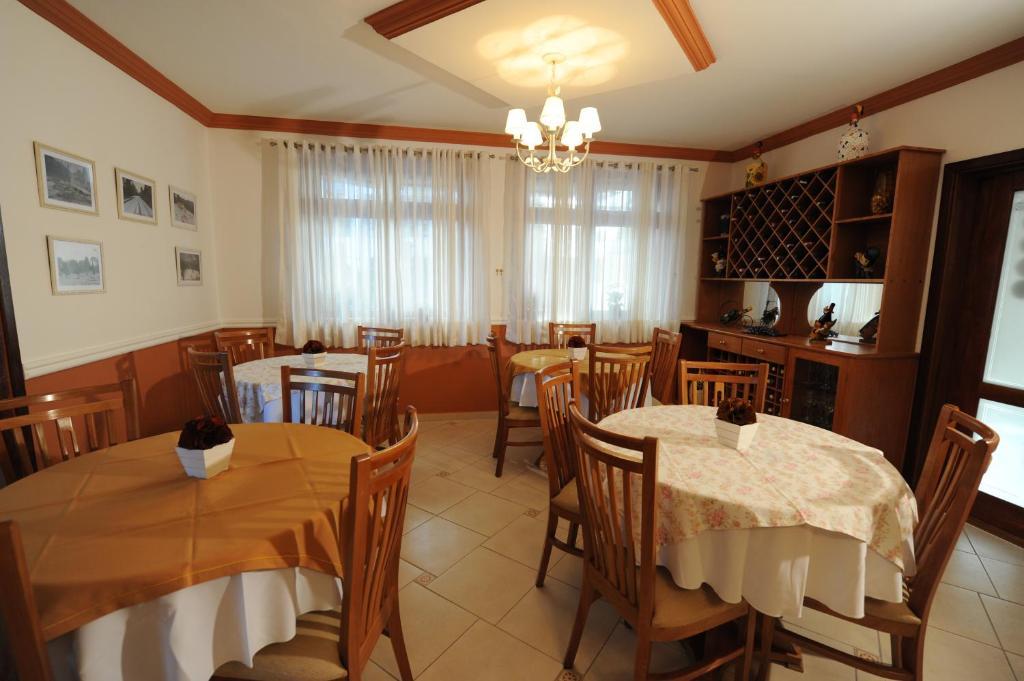 Pousada Alto D'Ouro Campos do Jordão Room photo